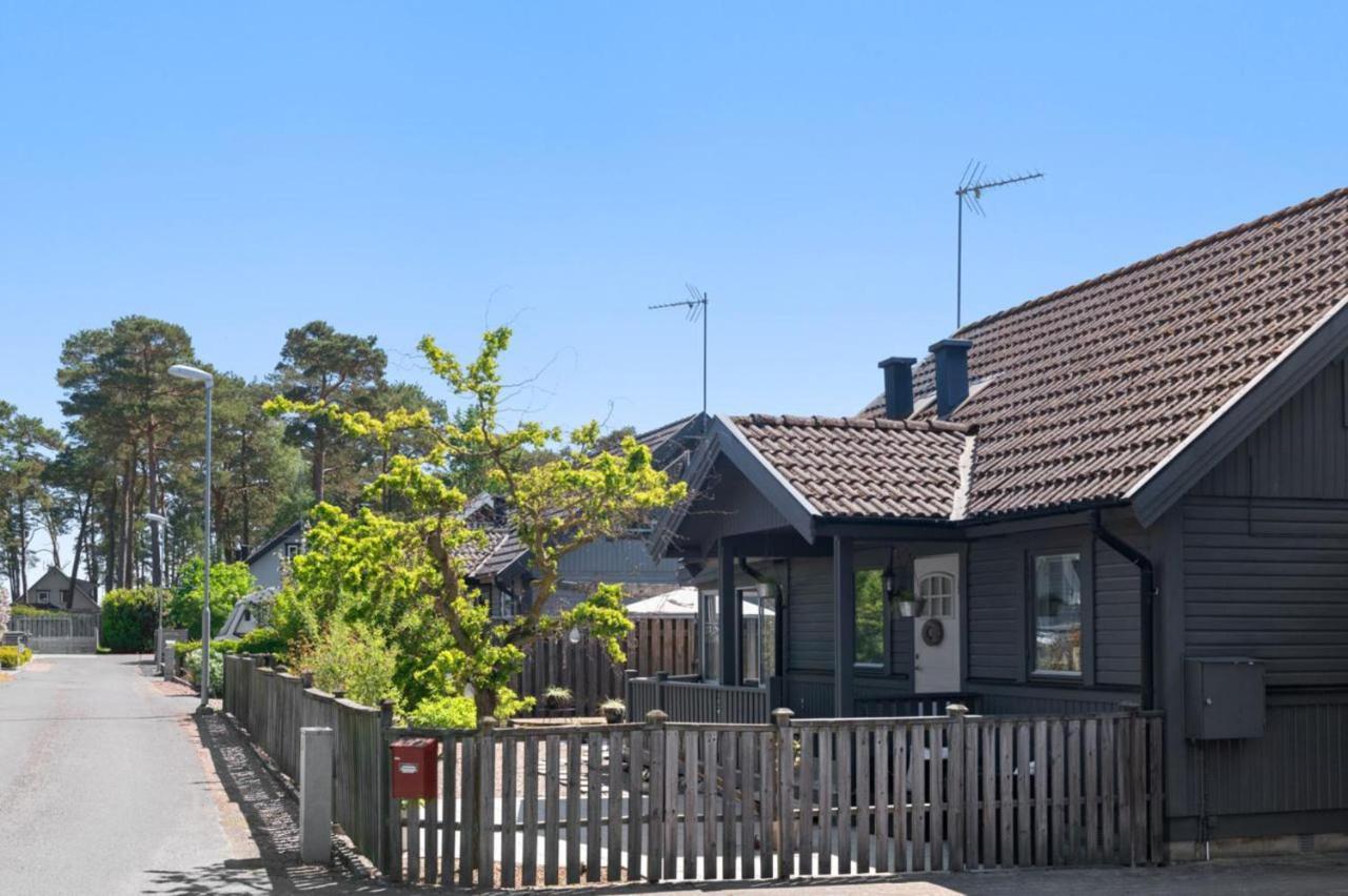 Charming 2-Floor House By The Sea In Ahus Sweden Vila Exterior foto